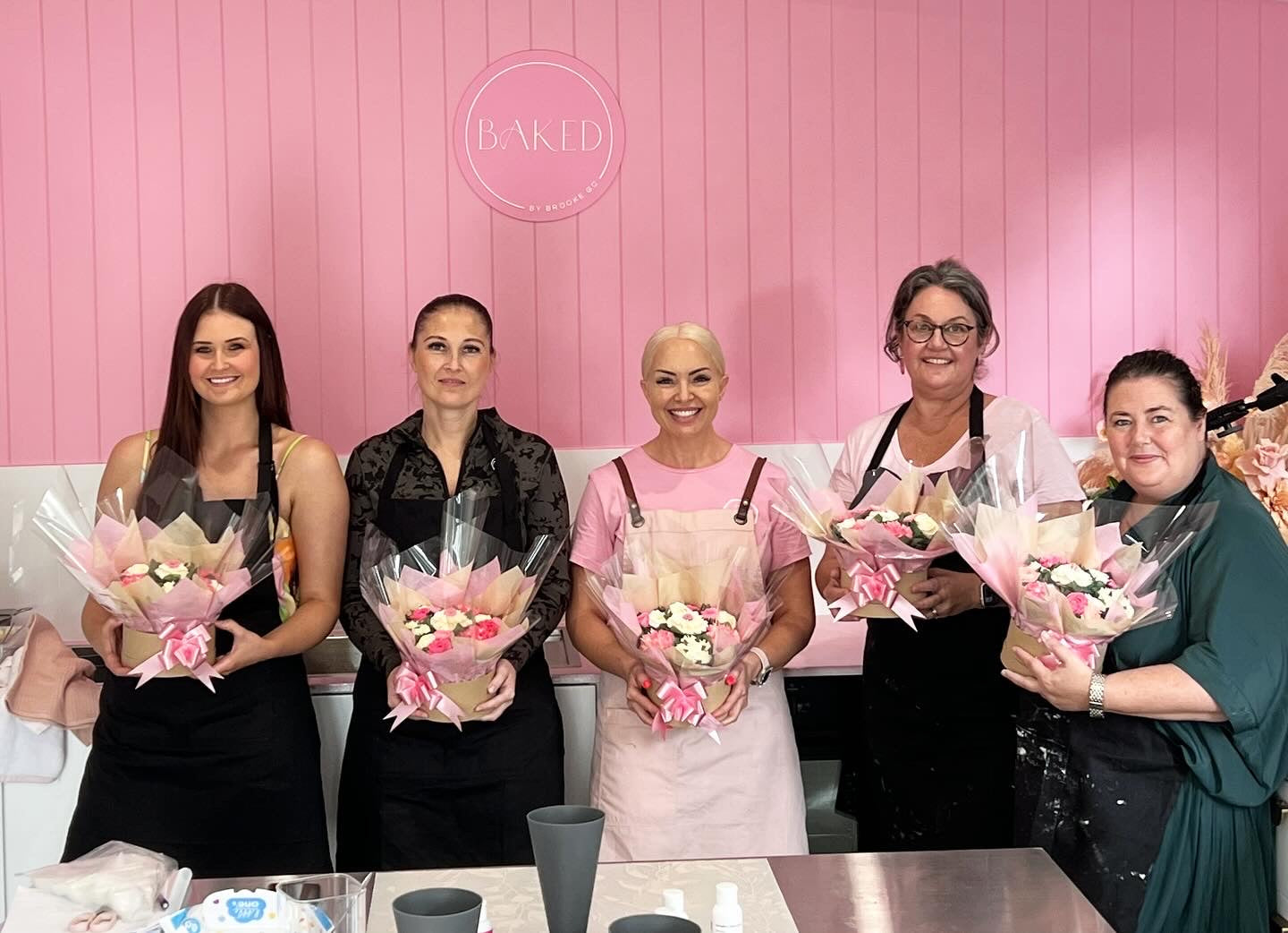 Private Buttercream Flowers Cupcake Class